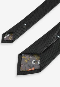 Next SLIM FIT - Slips - black