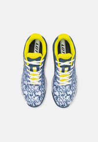 Lotto SUPERRAPIDA 200 III - Sapatilhas de ténis para vários pisos - all white/acid yellow/dark denim