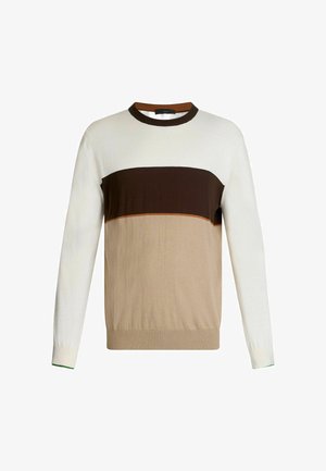 Maglione a maniche lunghe con scollo rotondo, parte superiore bianca, striscia marrone scuro sul petto e sezione inferiore beige su sfondo semplice.
