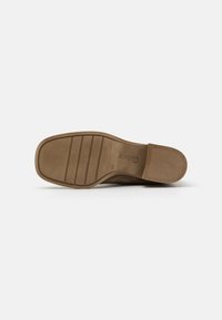 Gabor Botines camperos - farro