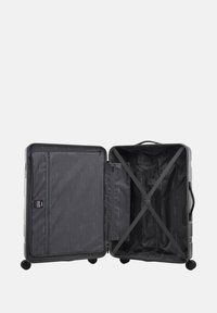 Tvrdý kufr šedé barvy s přihrádkou na zip a křížovými popruhy. Interiér má proužkovanou látkovou podšívku a síťovou kapsu.