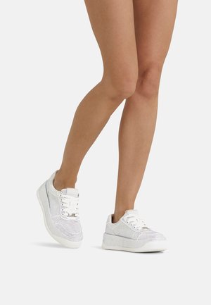 Trainers - silver-coloured