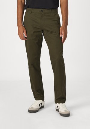 SLIM BILL PANT FLEX - Trousers - forest night