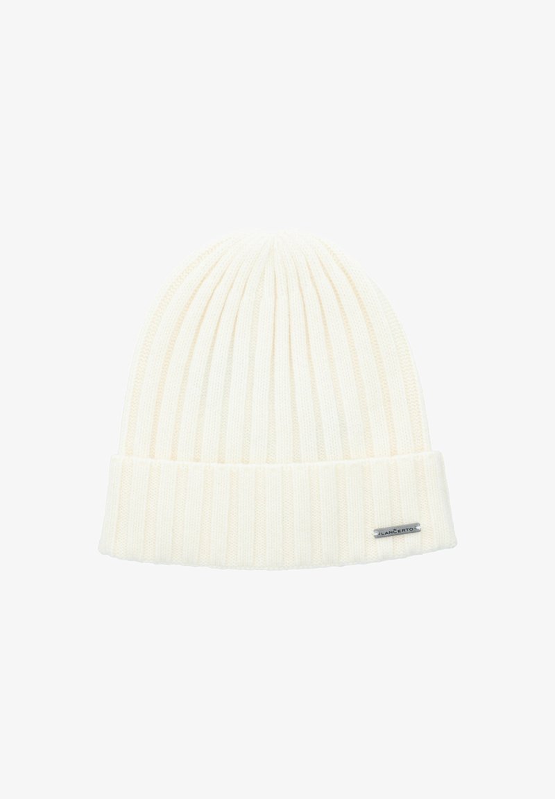 Czapka beanie dziana w kolorze off-white. Posiada ribbowany wzór, podwinięty mankiet oraz małą metalową metkę z logo. Miękki, teksturowany materiał.