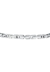 Bracciale in metallo argentato con maglie rettangolari dalle superfici lucide e una sezione marchiata incisa con "Morellato."