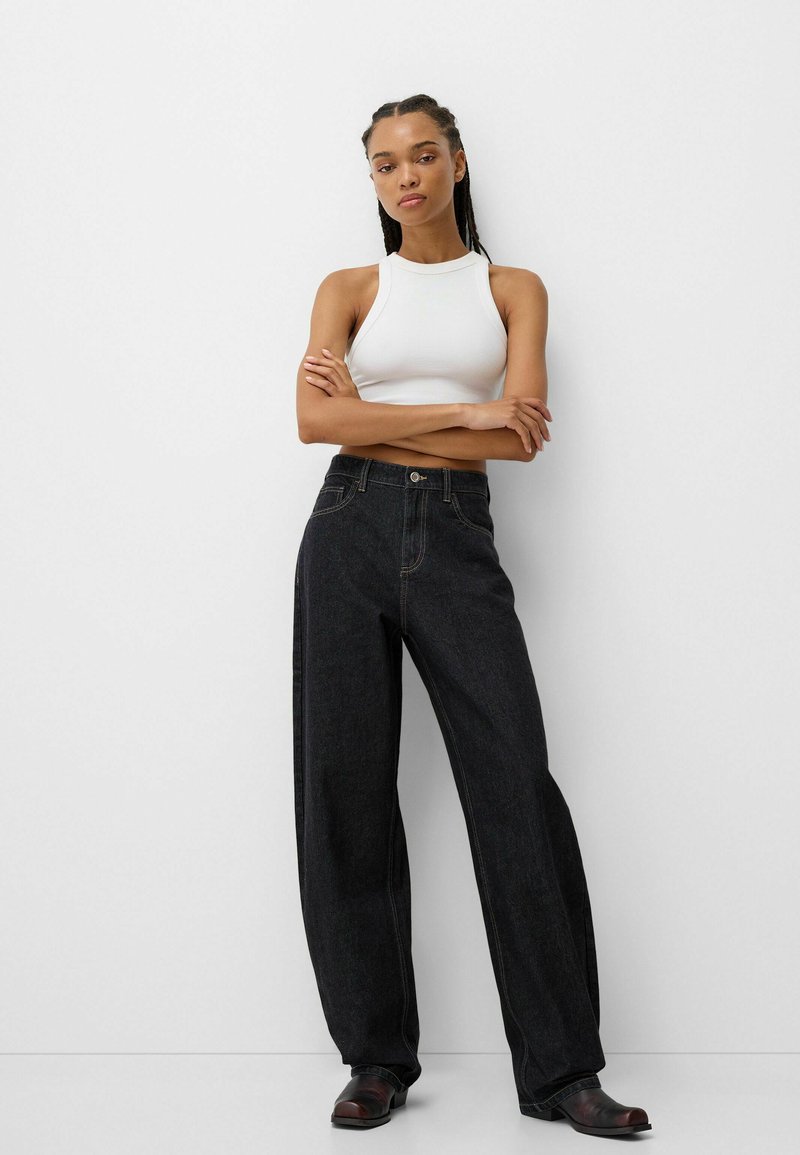 Bershka Relaxed fit jeans zwart Bershka Relaxed fit jeans zwart