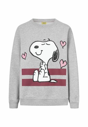 Grauer Sweatshirt mit einer Grafik von einem sitzenden Snoopy mit geschlossenen Augen, umgeben von rosa Herzen und horizontalen kastanienbraunen Streifen.