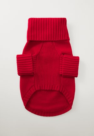 Suéter de lana roja para mascotas con cuello y mangas acanaladas. El diseño presenta una textura suave y una abertura para el cuerpo.
