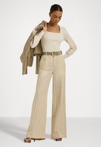 Lauren Ralph Lauren RIB KNIT PUFF SLEEVE SWEATER - Pulover - mascarpone cream