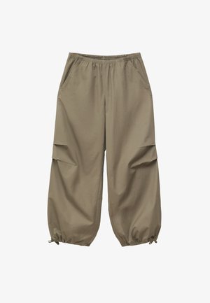 Široke kaki hlače s elastičnim pojasom i vezicama na rubovima, s bočnim džepovima i opuštenim, casual stilom.