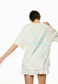 Bershka - SHORT SLEEVE - T-shirt imprimé - beige Image miniature 1