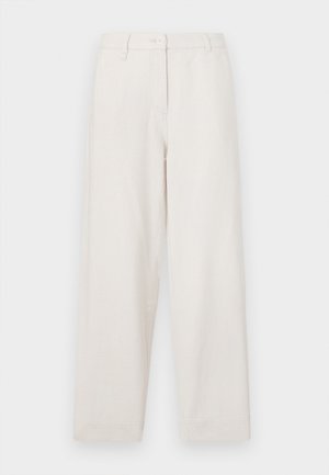 Φαρδύ παντελόνι από βαμβάκι σε μπεζ απόχρωση, με ίσια γραμμή, κουμπί κλεισίματος, εμπρός τσέπες και καθαρή ραφή στα τελειώματα.