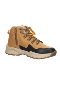 Hnědo-černé turistické boty se zipem, kovovými očky, hnědými tkaničkami, polstrovaným límcem a silnou béžovou podrážkou.