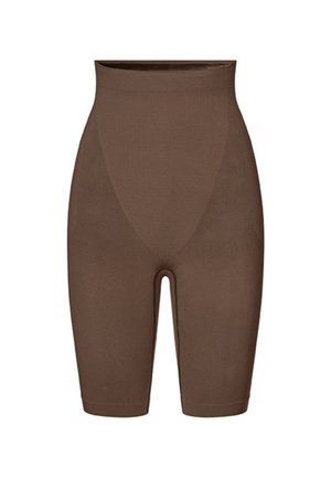Aukšto liemens rudi formuojantys šortai su lygiu, be siūlių dizainu, siekiantys vidurinę šlaunį, skirti kūno kontūravimui ir palaikymui.
