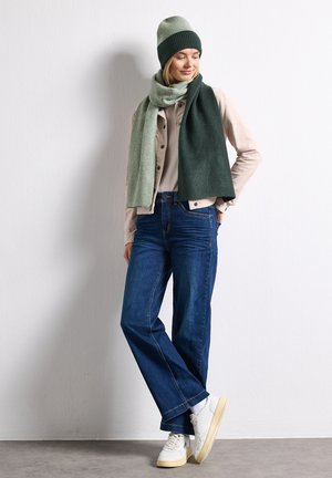 Street One, FEINSTRICK BEANIE IM COLORBLOCK-LOOK  SET - Écharpe - mossbound green