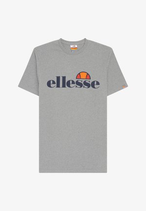 Camiseta de manga corta gris con un logo "ellesse" en azul marino y un acento de semicírculo naranja, fabricada con suave tela de algodón.