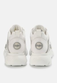 Buffalo CLD CORIN CHAIN - Sneakersy wysokie