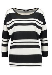 Černobílý pruhovaný top vyrobený z měkké látky, s volným střihem, širokým výstřihem a třičtvrtinovými rukávy. Svislé pruhy se liší šířkou.
