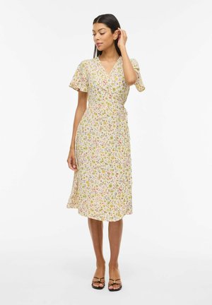 VILA VILOVIE S/S WRAP MIDI DRESS - NOOS - Robe de jour - yarrow