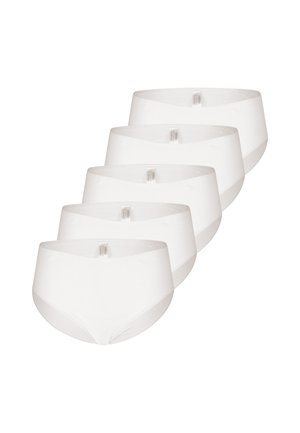 Weiße Baumwoll-Hipster-Unterwäsche, weicher Stoff, glatte Oberfläche, Design mit voller Abdeckung, ausgestattet mit einem nahtlosen Taillenbund und einem Etikett auf der Rückseite.