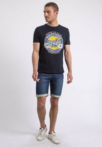 Ritchie Jeans COL ROND NOUCAS - T-shirt imprimé - bleu marine