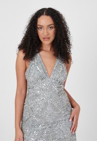 BEAUUT EMBELLISHED SEQUINS - Occasion wear - light grey