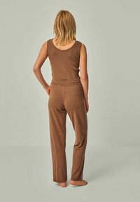 YOU LOOK PERFECT ELISA - MERINO KNIT PANTS WITH PIPING - Pyjama bottoms - cognac