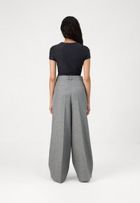 SOMETHINGNEW SNNANA WIDE MAXI PANT - Püksid - grey