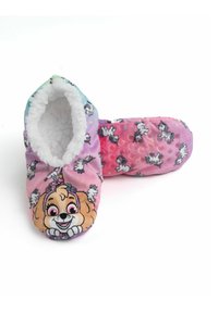 Pantofole fluffy con un morbido design rosa e viola, decorate con cagnolini e unicorni in stile cartone animato; foderate in peluche e con suola puntinata per una buona aderenza.