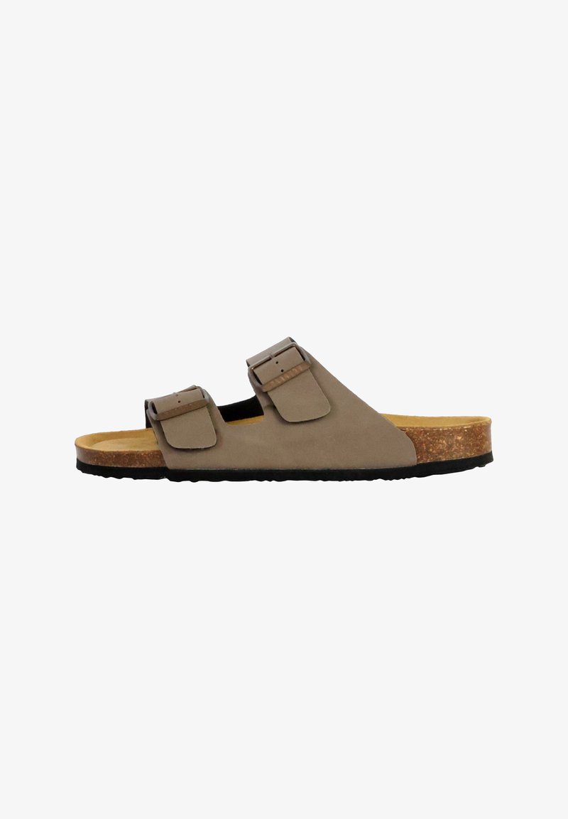 Sandale slide marron avec deux brides réglables à boucle, lit de pied en liège et semelle texturée noire, vue de profil sur fond blanc.