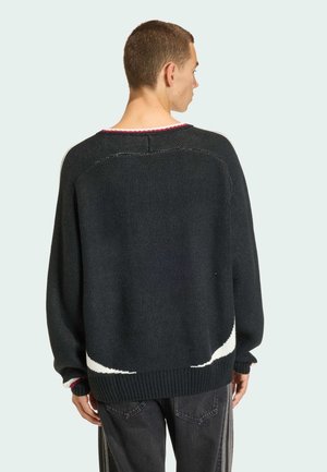 Rankning 5: adidas Originals - ADICOLOR BLOKECORE PULLOVER UNISEX - Stickad tröja