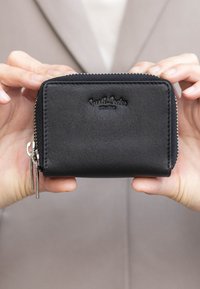 Gusti Leder DILLON - Portemonnee - black