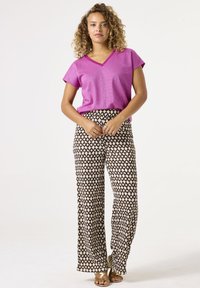 Garcia Camiseta básica - meadow mauve