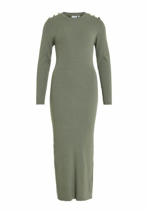 Vestido de punto acanalado verde oliva con mangas largas, silueta ajustada, cuello redondo y botones dorados decorativos en el hombro.