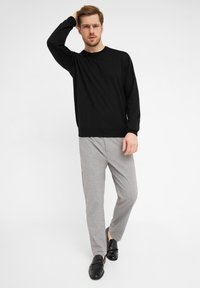 Clipper MILAN - Neule - black