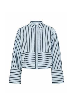 Lichtblauw cropped shirt met verticale en horizontale marineblauwe strepen, lange brede mouwen en een klassieke kraag.