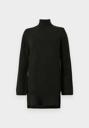 Tmavě zelený pletený svetr s vysokým límcem, žebrovanými manžetami a bočními rozparky. Obsahuje dekorativní knoflíky na levém rameni. Měkká textura.