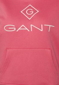 GANT LOCK UP HOODIE - Sweatshirt com capuz - rosa/rapture rose