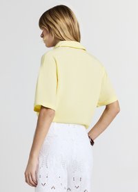Calliope CON NODO - Camicia - giallo limone