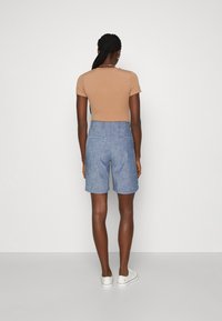GAP DOWNTOWN BERMUDA  - Shorts - indigo chambray