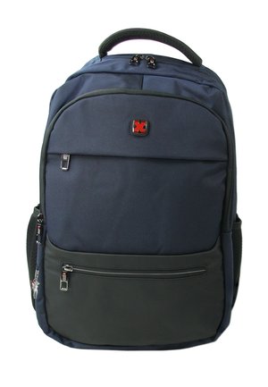 Marineblauer und schwarzer Rucksack mit mehreren Reißverschlussfächern und einem kleinen roten quadratischen Logo auf der Fronttasche.