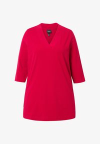 Ausgewählt, ruby red