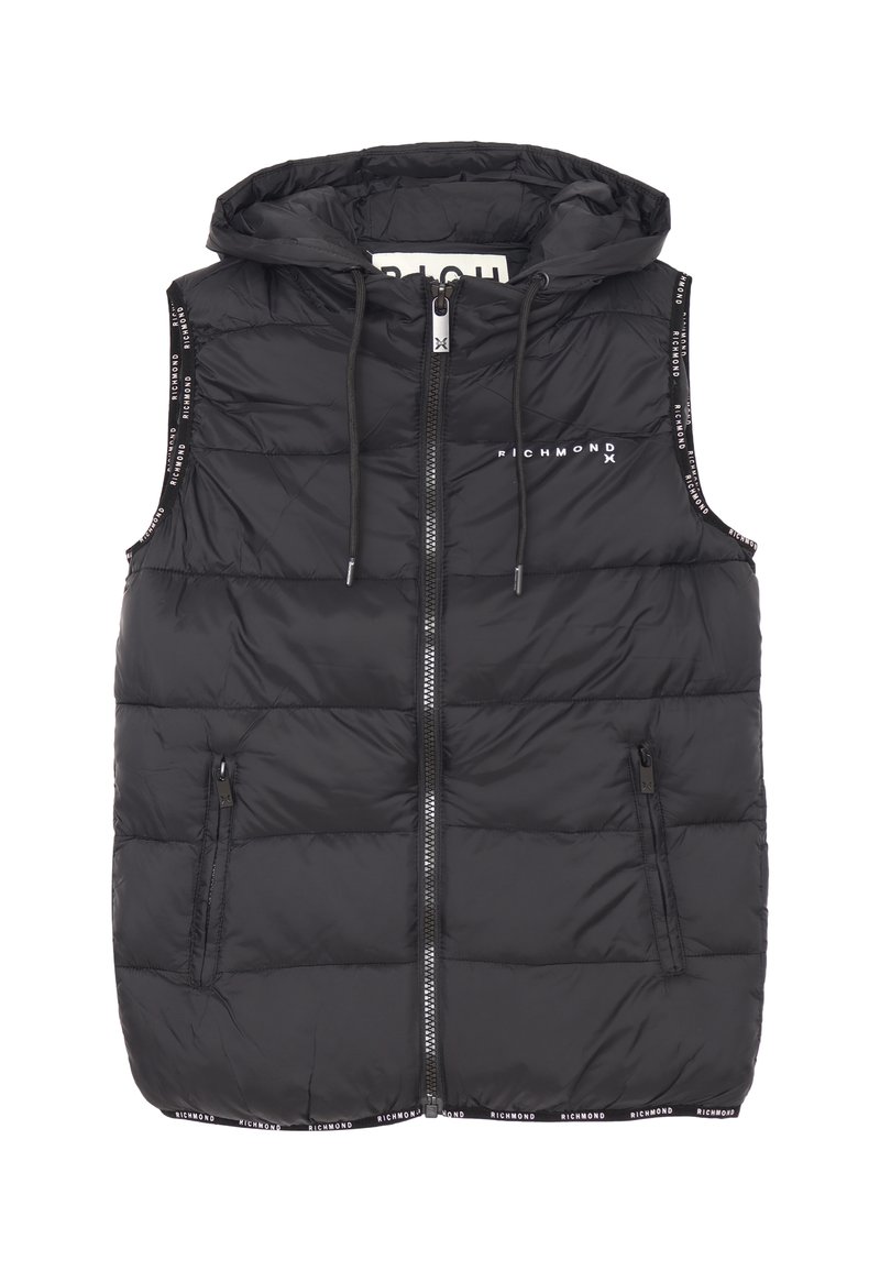 Gilet invernale nero con cappuccio, chiusura con zip, tasche laterali e logo lungo le aperture delle maniche. Realizzato in materiale trapuntato, lucido e resistente all'acqua.