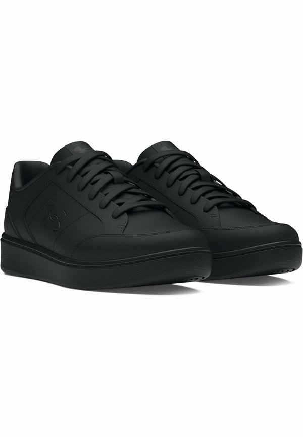 OFFICIAL – Sneaker low