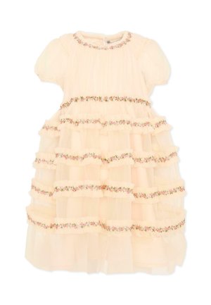 Abito a balze color crema con maniche a sbuffo, decorato con ricami floreali rosa e verdi lungo la scollatura e le balze.