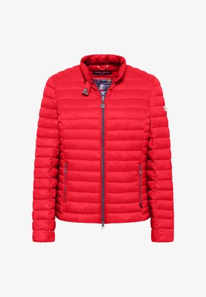 Rode doorgestikte bomberjack met opstaande kraag, rits aan de voorkant, ritssluitingen aan de zijkanten en horizontale gewatteerde stiksels.