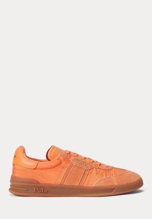 Polo Ralph Lauren HERITAGE AERA SUEDE-TRIM SNEAKER - Αθλητικά παπούτσια - summer coral
