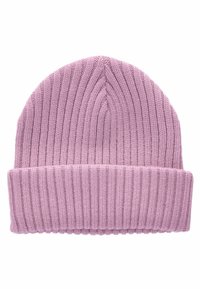 Chapeau en tricot de couleur rose clair, avec une texture côtelée et un revers replié. Fabriqué en matériau doux pour chaleur et confort.