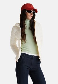 United Colors of Benetton Zimní bunda - white