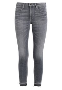Szare dżinsy typu skinny z postrzępionym dołem, z klasycznym pięciokieszeniowym wzorem i zapięciem na guzik w talii.